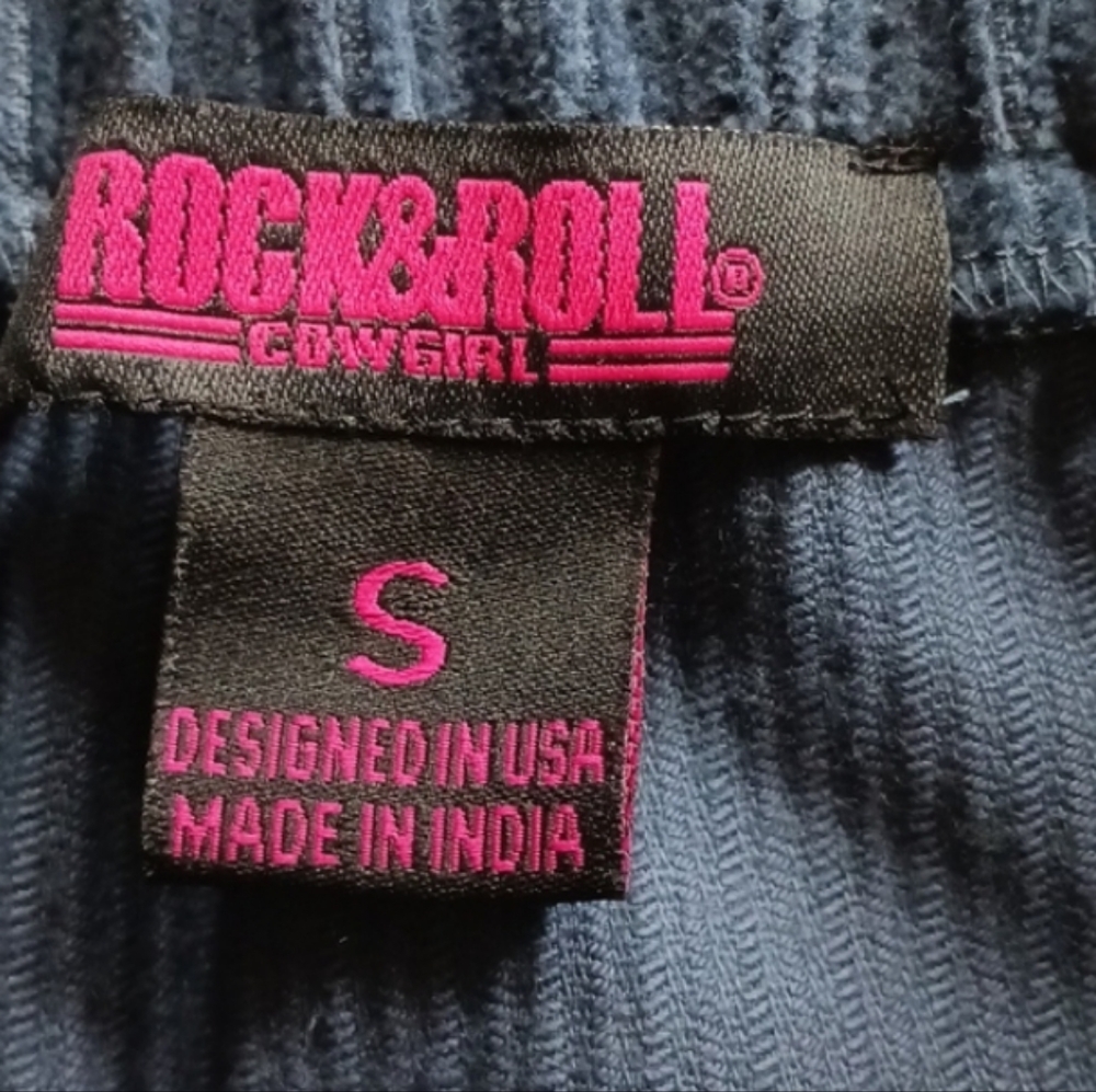 Rock & Roll Cowgirl blue corduroy mini skirt with cute pockets - Picture 8 of 10